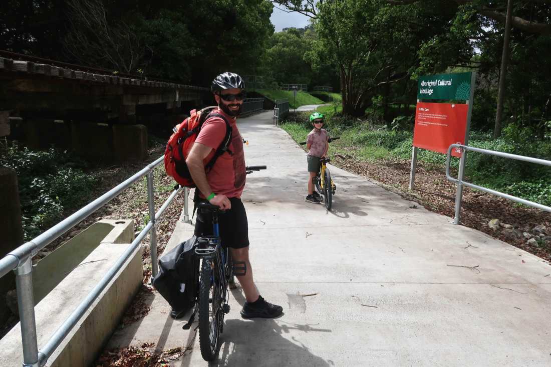Cyclists on the Northern Rivers Rail Trail |  Erin Wileman